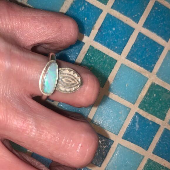 CUSTOM MADE AUSTRALIAN OPAL STERLING SILVER MEHNDI RING 5.75 BOHO - Picture 4 of 7